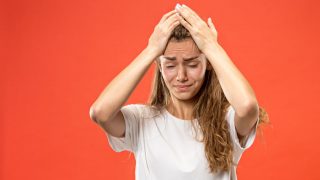 Carence en magnésium : 7 symptômes à connaître Les symptomes d’une carence en magnésium stress triste