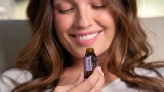 20 huiles essentielles pour tous les maux du quotidien huiles essentielles lettre